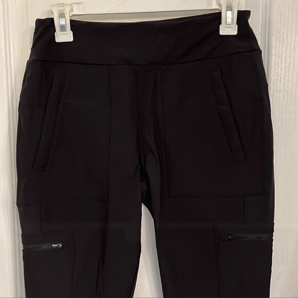 Athleta Headlands Hybrid Cargo Pant Black 6 - Picture 4 of 8